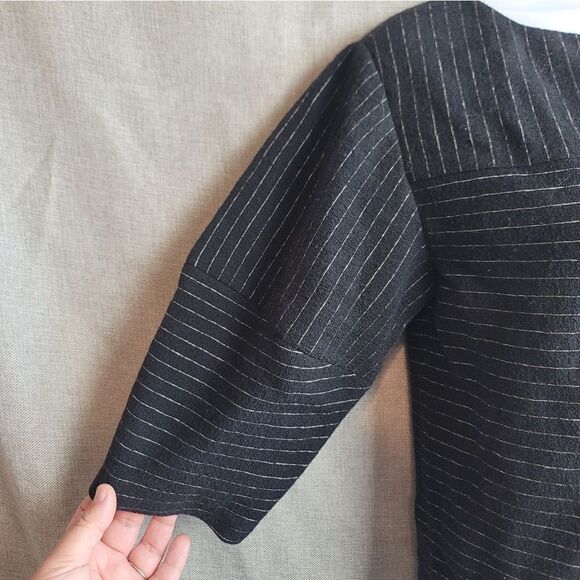 ALICE & OLIVIA Winston Wool Blend Top - Picture 4 of 11